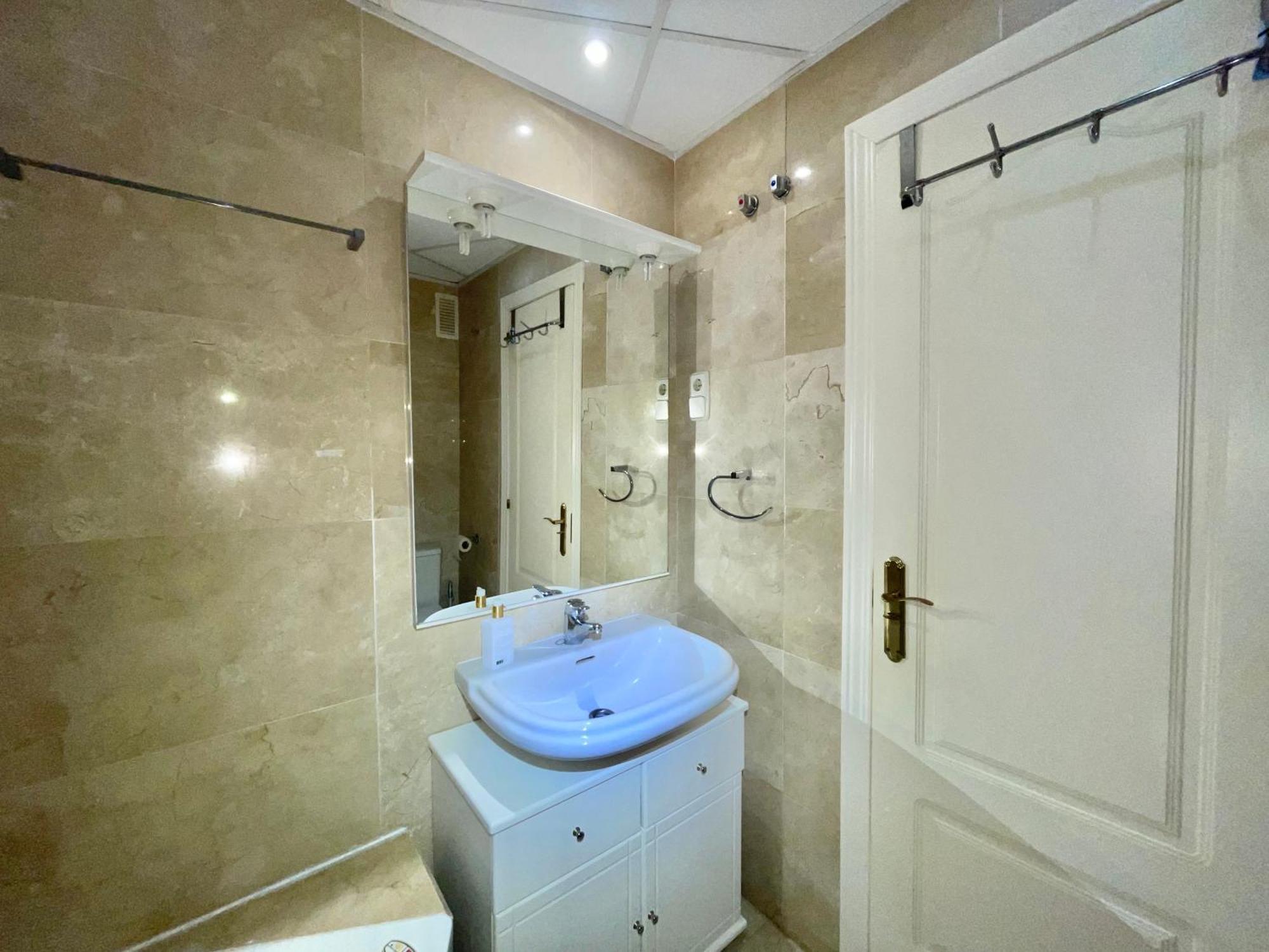 Golden Mille Apartment *